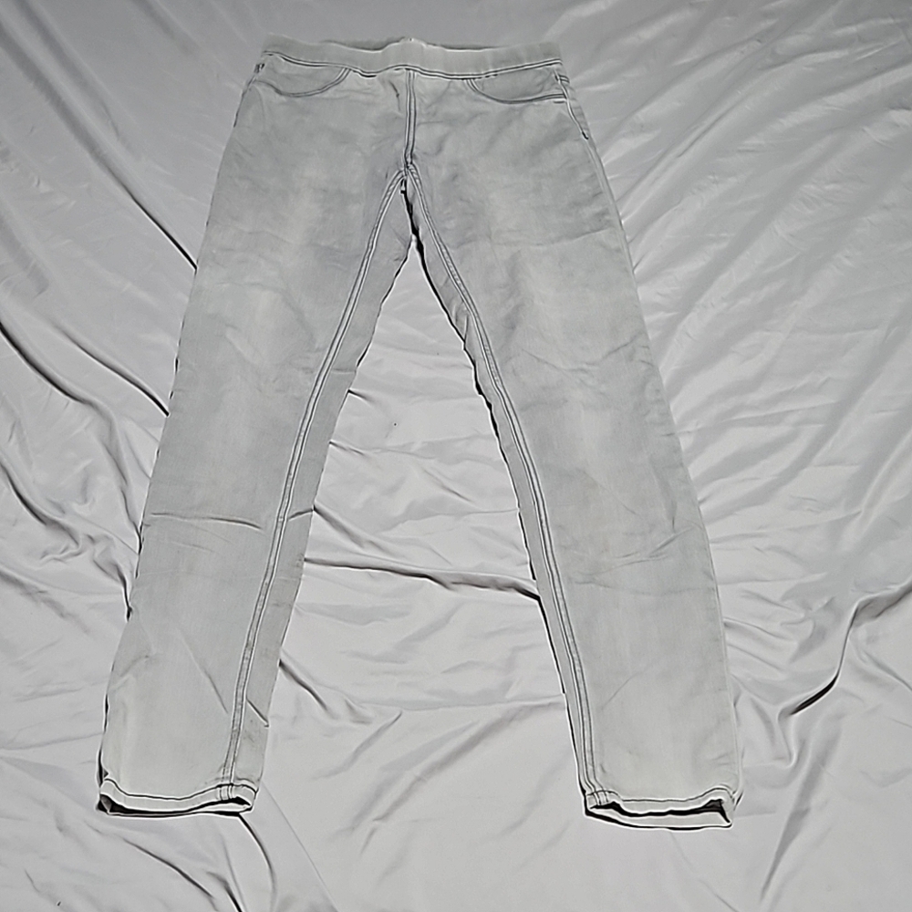 Grey pants
